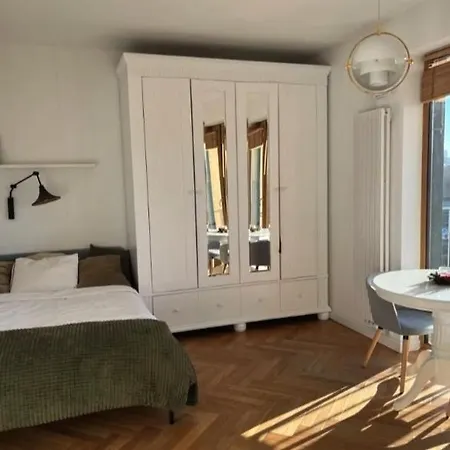 Charming Getaway Apartament